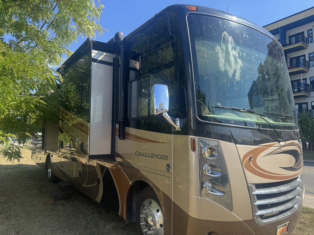 Thor Motor Coach Challenger 37 Yt 2017 alt