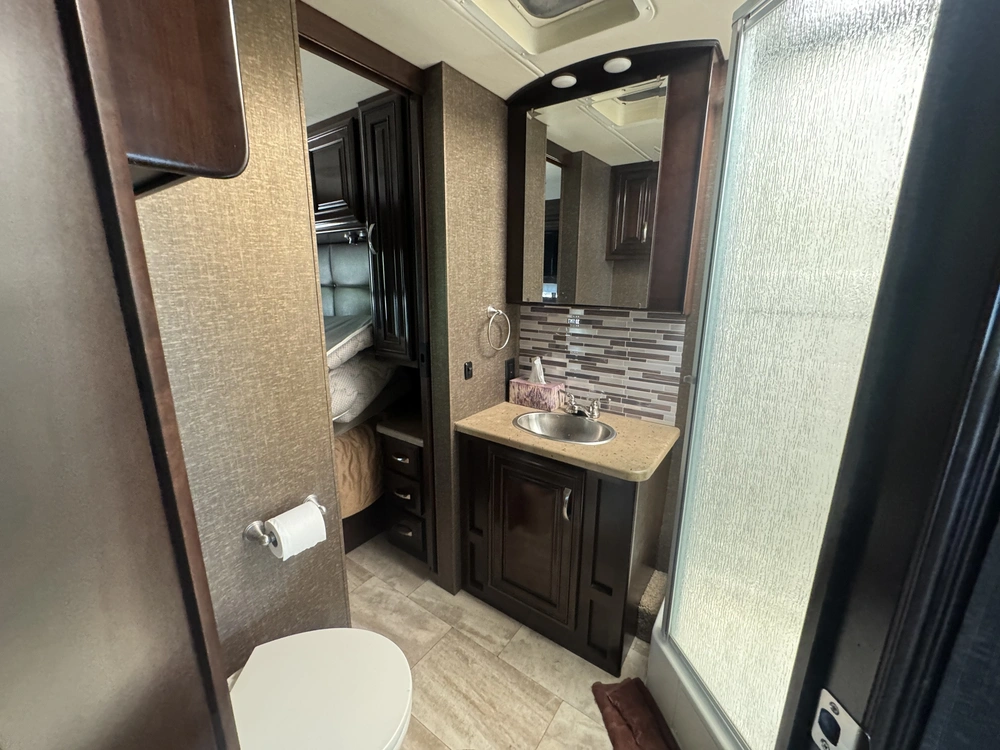 Thor Motor Coach Challenger 37 Yt 2017 alt