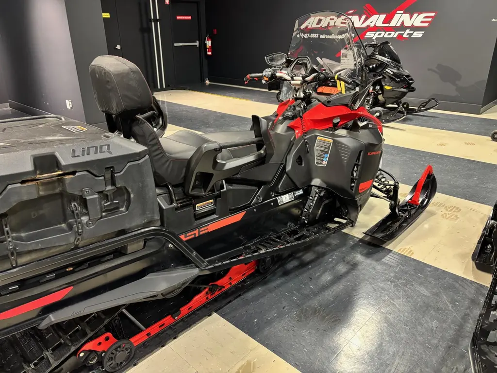 2021 Ski-Doo expedition se 900 ace