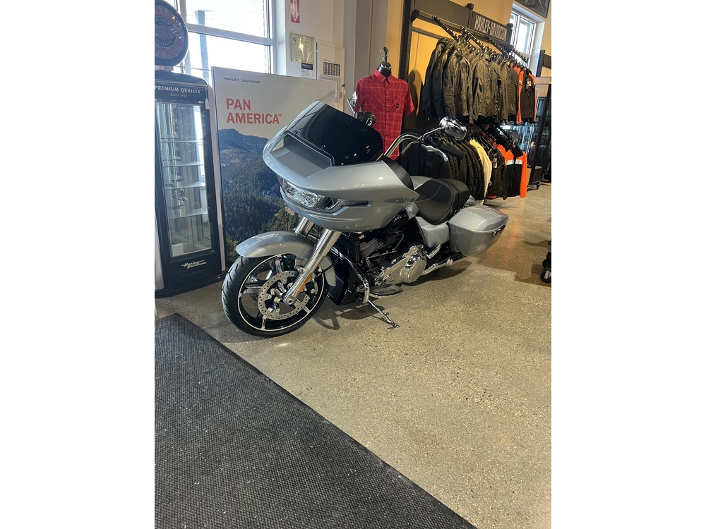 2025 Harley-davidson Road Glide alt