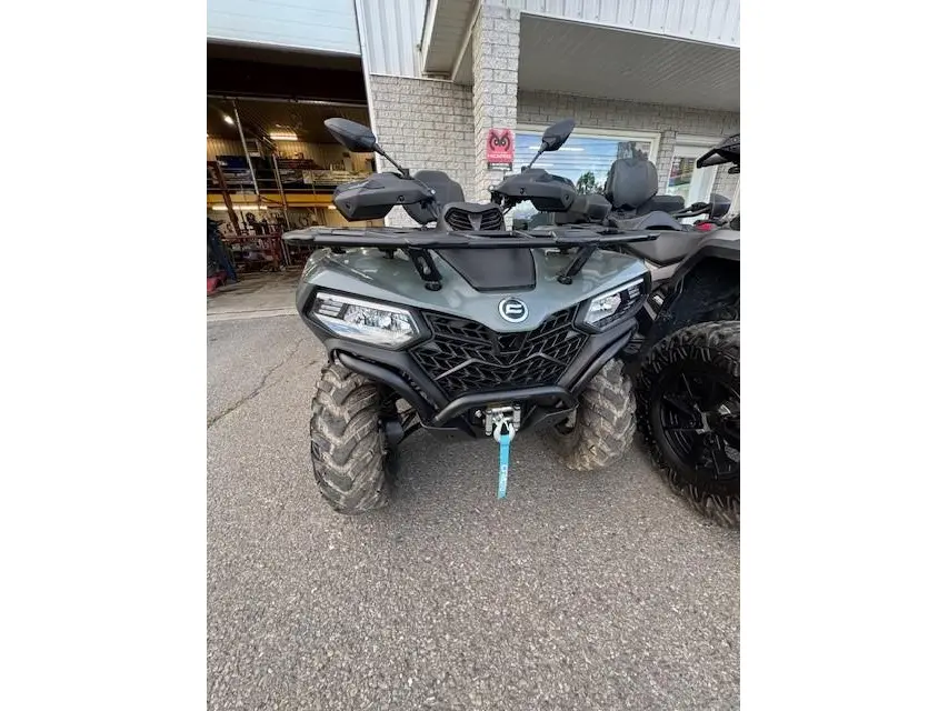 2023 CFMOTO CForce 400 2up