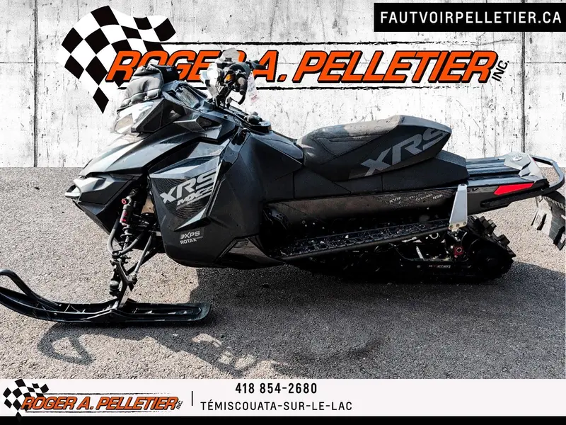 2015 Ski-Doo MXZ XRS 800