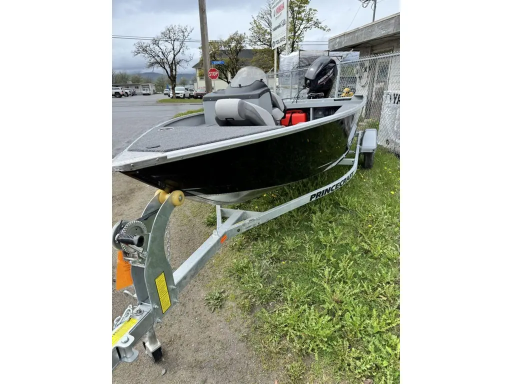 2025 Princecraft Resorter® 160 