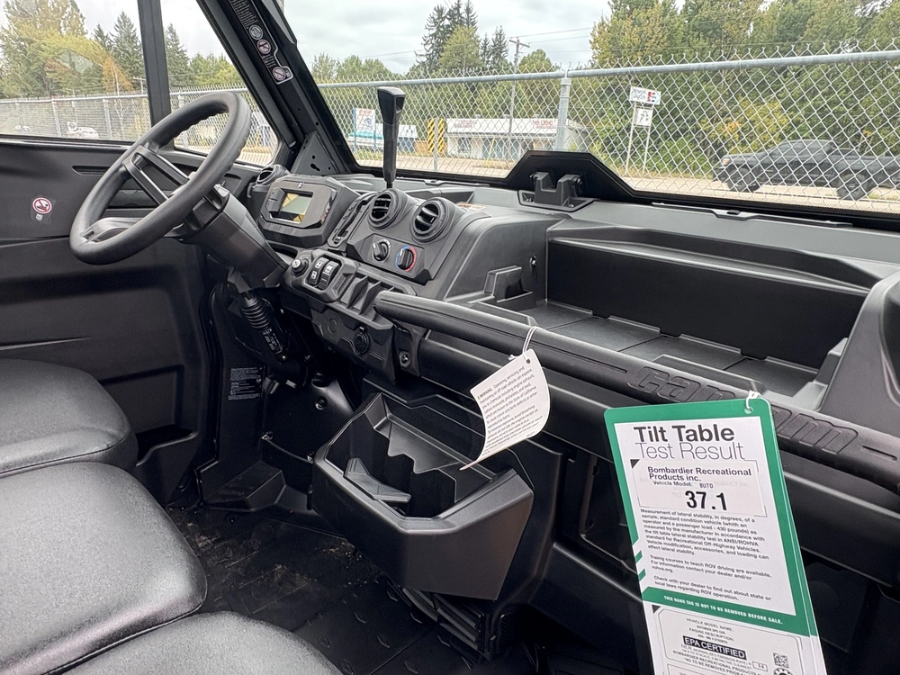 2026 Can-am Def Dpscab 65 Hd9 alt