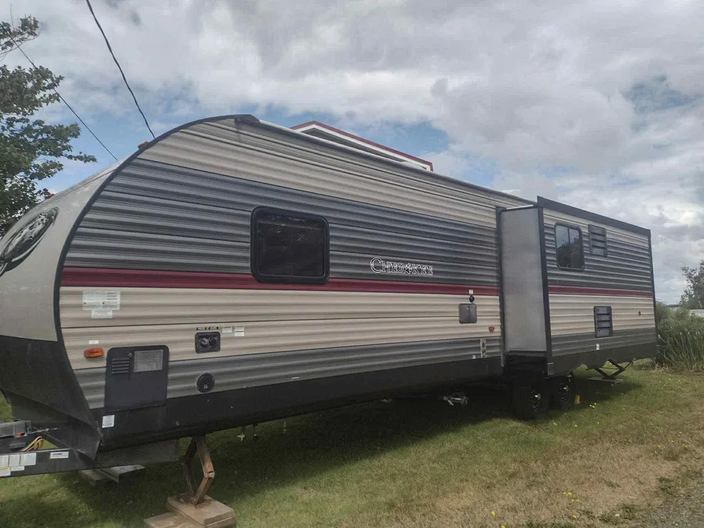 2019 Cherokee by Forest River 304 B