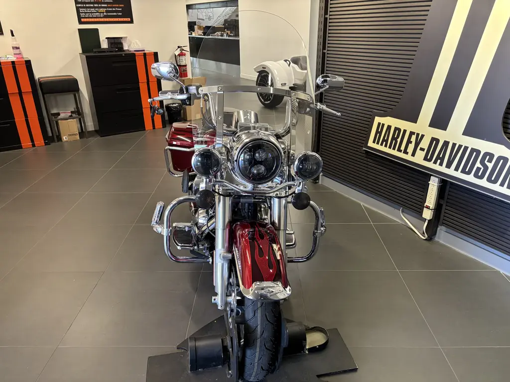 2017 Harley-Davidson FLHR Road KingFLHR