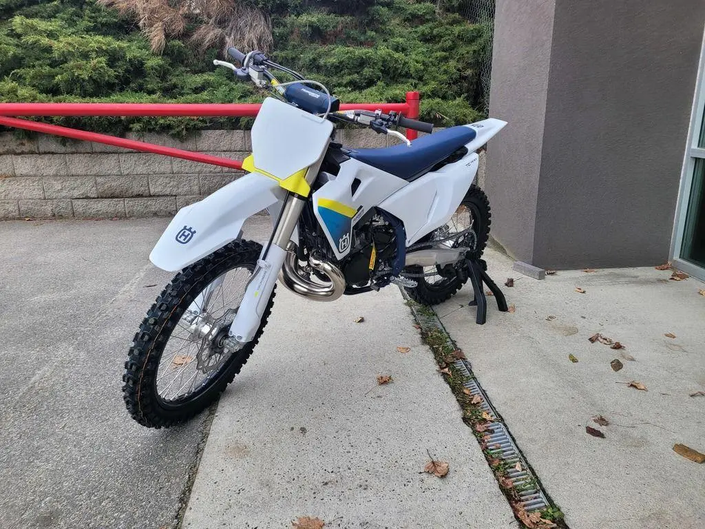 2025 Husqvarna TC 300