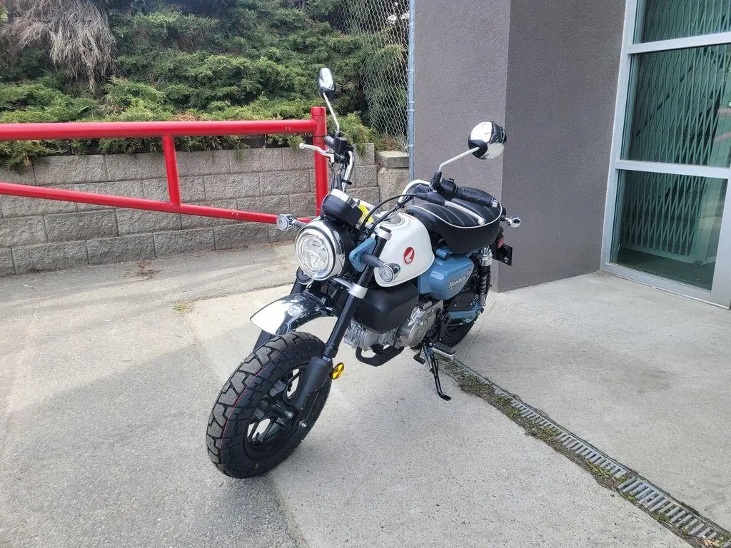 2025 Honda Monkey ABS
