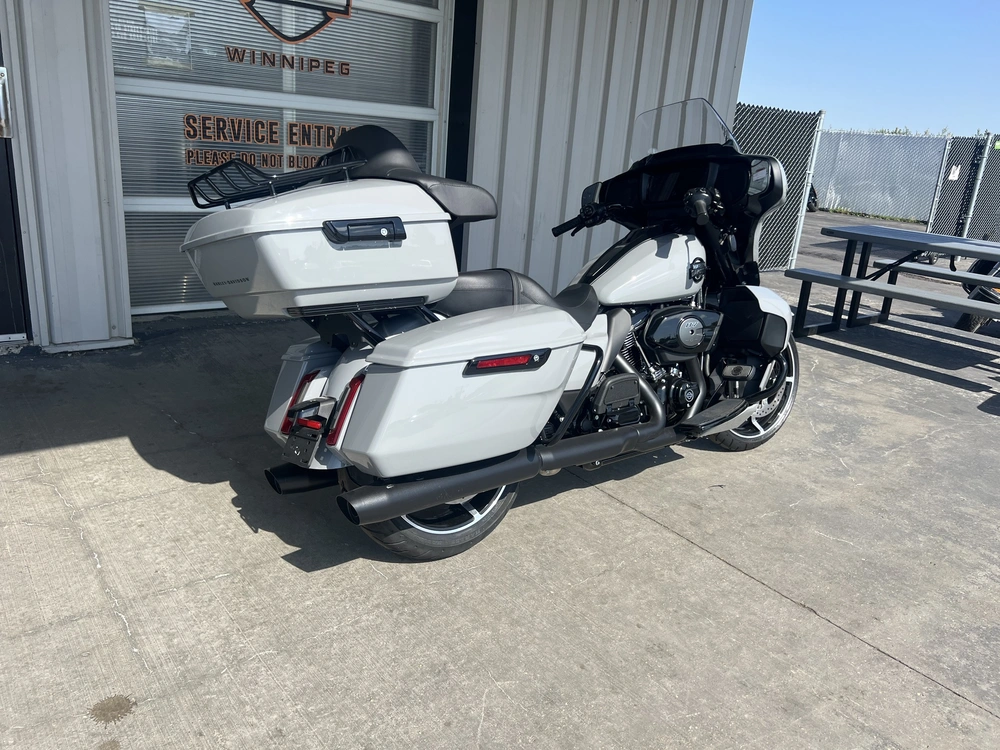 2025 Harley-davidson Street Glide Ultra alt