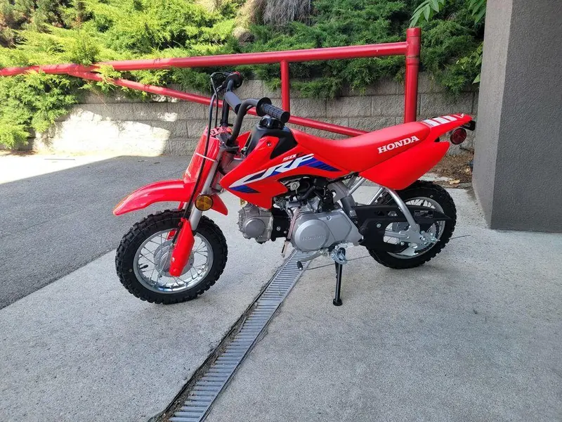 2025 Honda CRF50F thumbnail 2