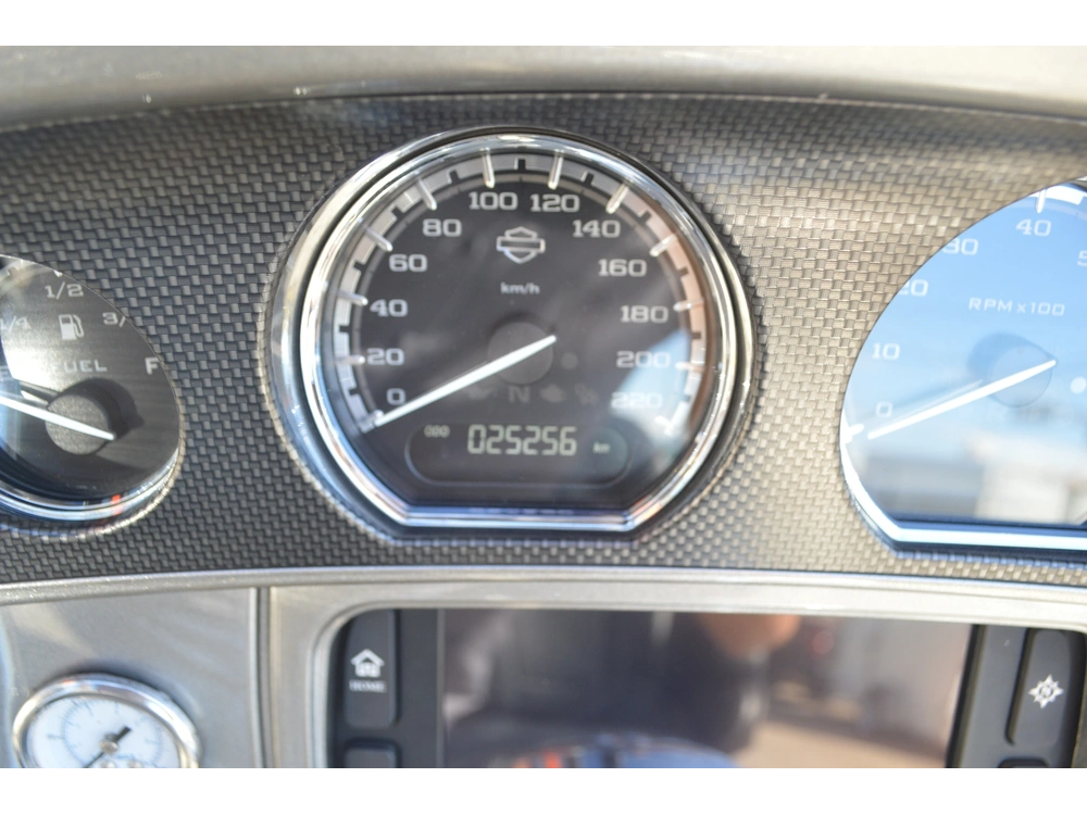 Harley-davidson Cvo-se Ultra Limited Flhtkse 2015 alt