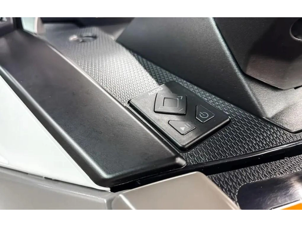2023 Yamaha Vx Deluxe Audio alt