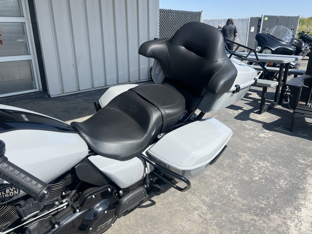 2025 Harley-davidson Street Glide Ultra alt