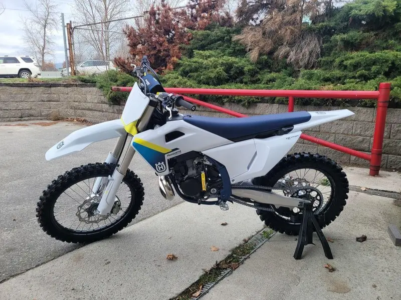 2025 Husqvarna TC 250 thumbnail 2