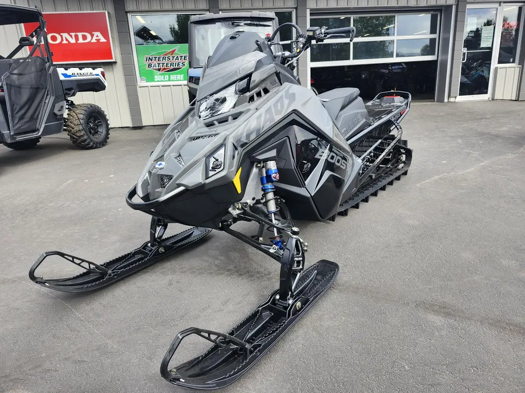 2025 Polaris Boost RMK KHAOS 155 - 7S Display