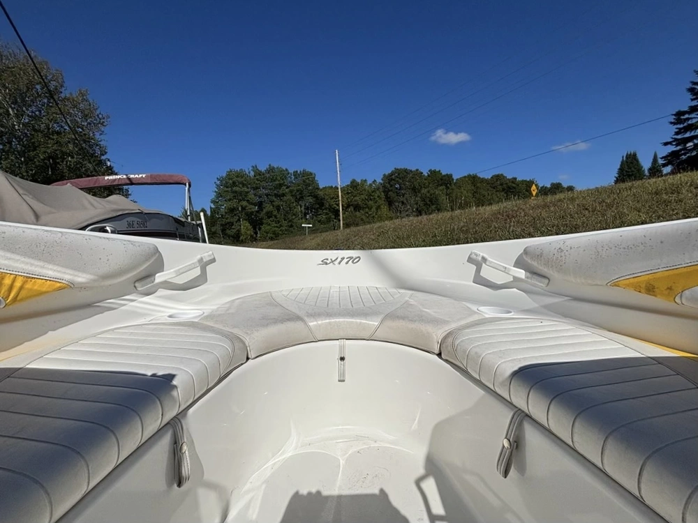 2005 Glastron Sx 170 Mercury Optimax 135 alt