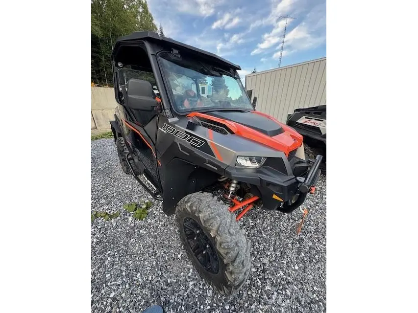 2017 Polaris General 1000 Deluxe