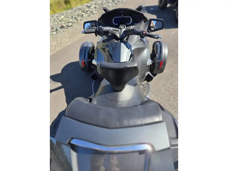 2018 Can-Am RD SPYDER RT-S 991 SE5 M 12 Roadster RT