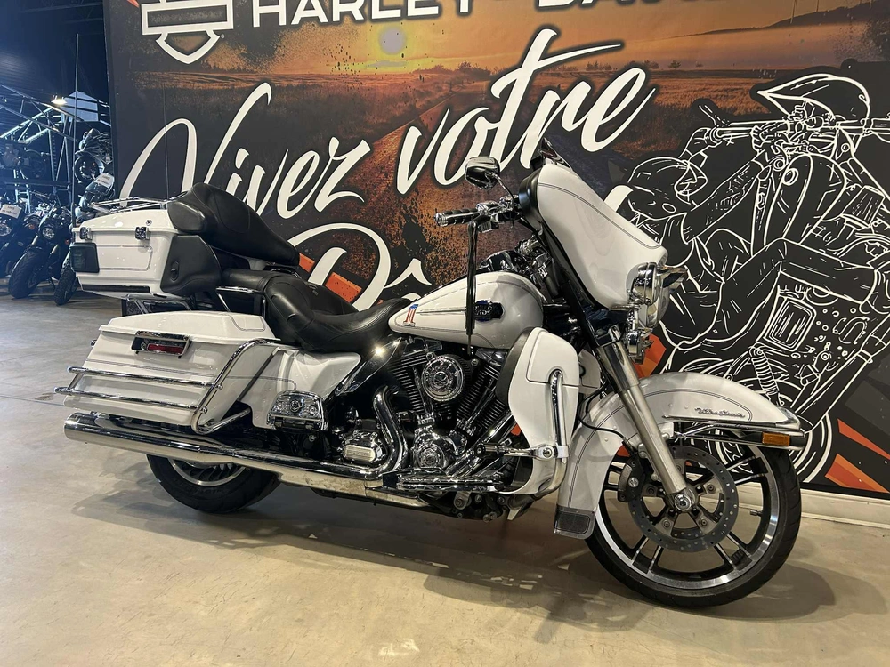 Harley-davidson Flhtcu 2013 alt