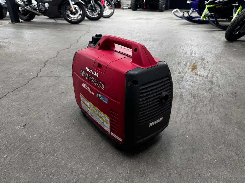 Honda Eu2000 2016 alt