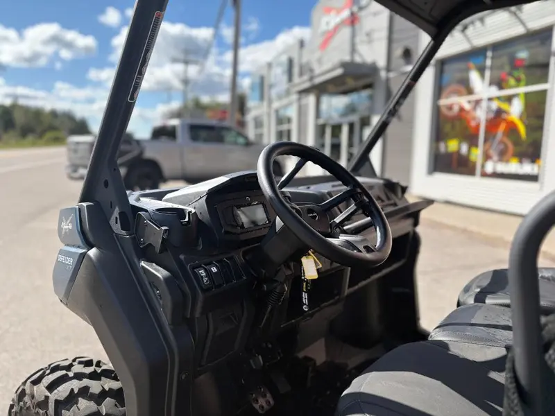 2025 Can-Am DEFENDER XT HD7 thumbnail 9