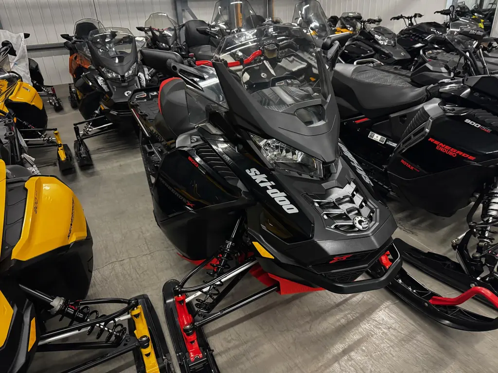 2020 Ski-Doo RENEGADE X 900 TURBO 1.5 ICE