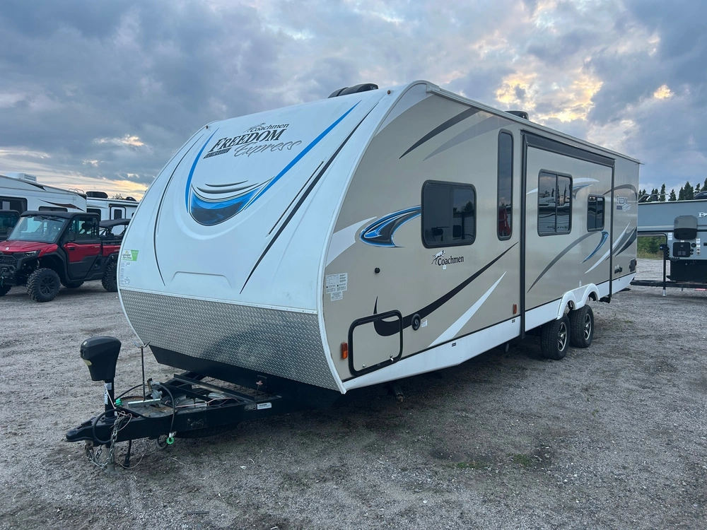 Coachmen Freedom Express 287bhds 2020 alt