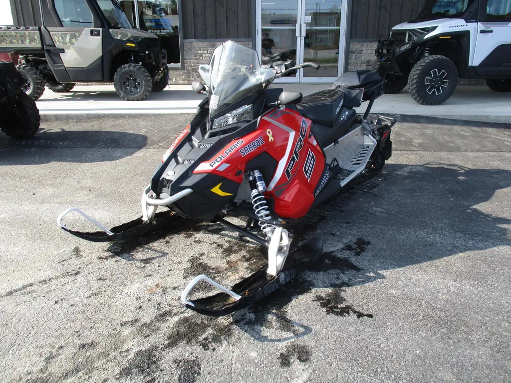 Polaris axys 2018 - switchback 800