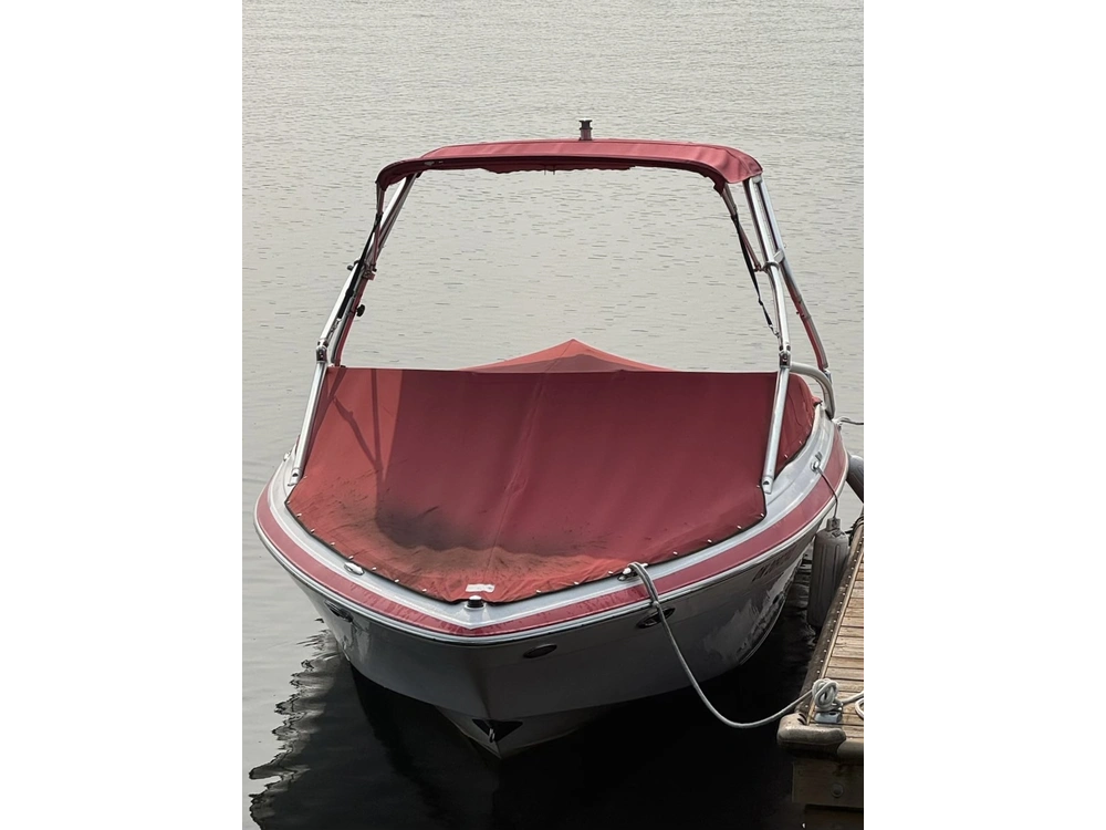 2009 Four Winns H200 Volvo Penta 4.3l alt