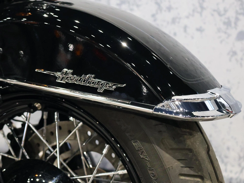 Harley-davidson Heritage Classic Flhcs 2023 alt