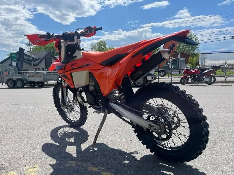 2025 KTM 250 XC-W thumbnail 4