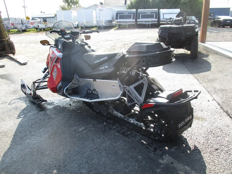 2018 Polaris axys switchback 800