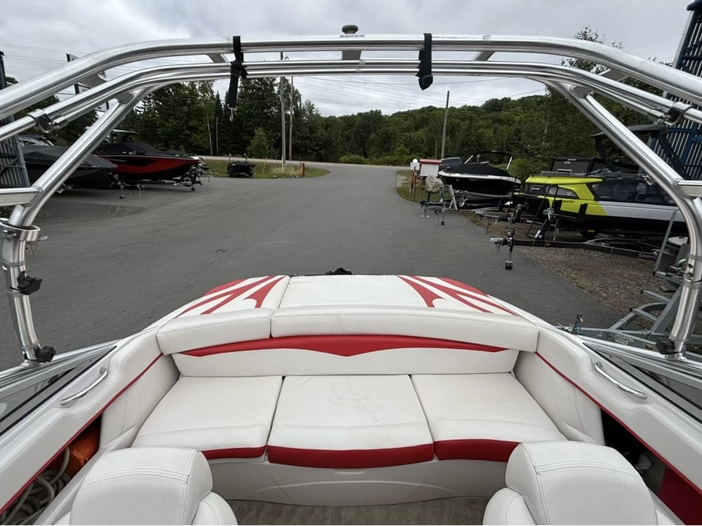 2009 Four Winns H200 Volvo Penta 4.3l alt