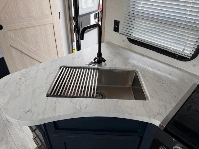 2025 Prime Time Avenger 27dbs alt