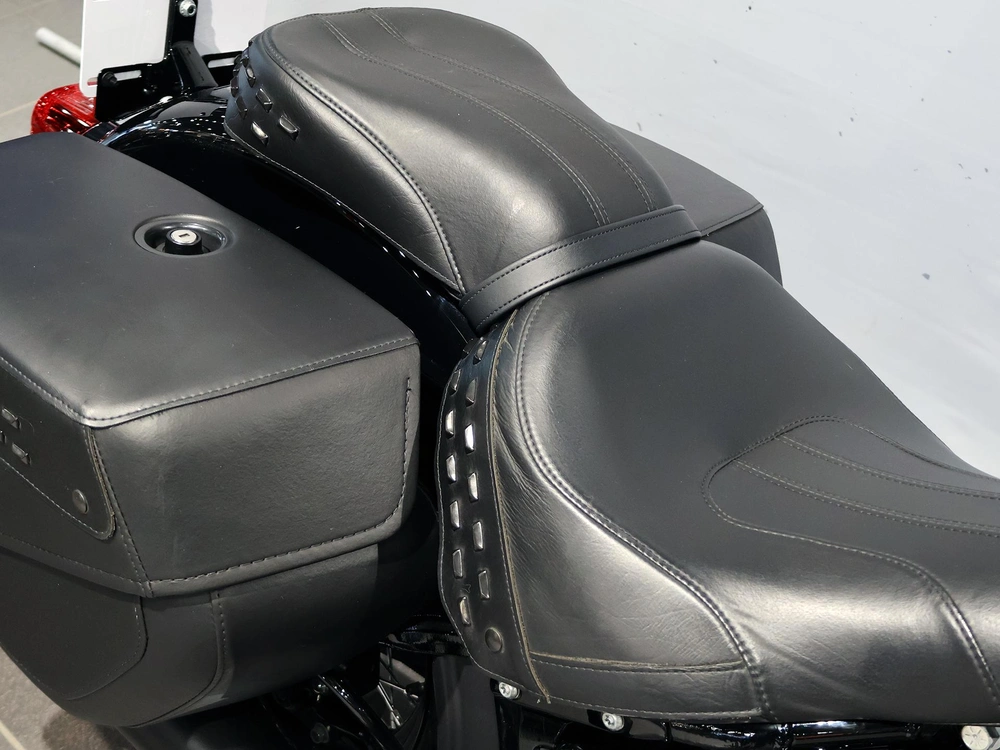 Harley-davidson Heritage Classic Flhcs 2023 alt