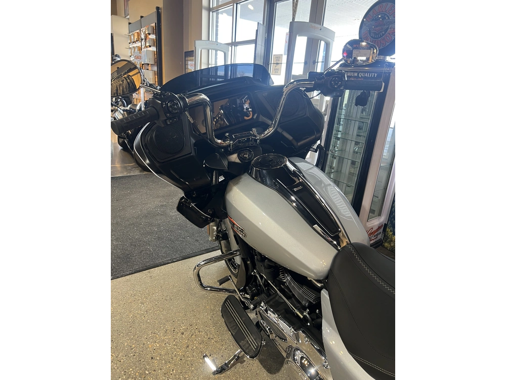 2025 Harley-davidson Road Glide alt