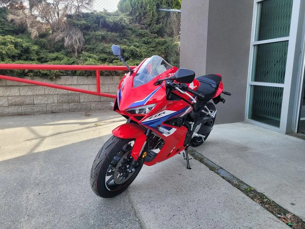 2025 Honda CBR650R 