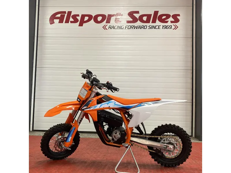 2024 KTM SX-E 3 thumbnail 5
