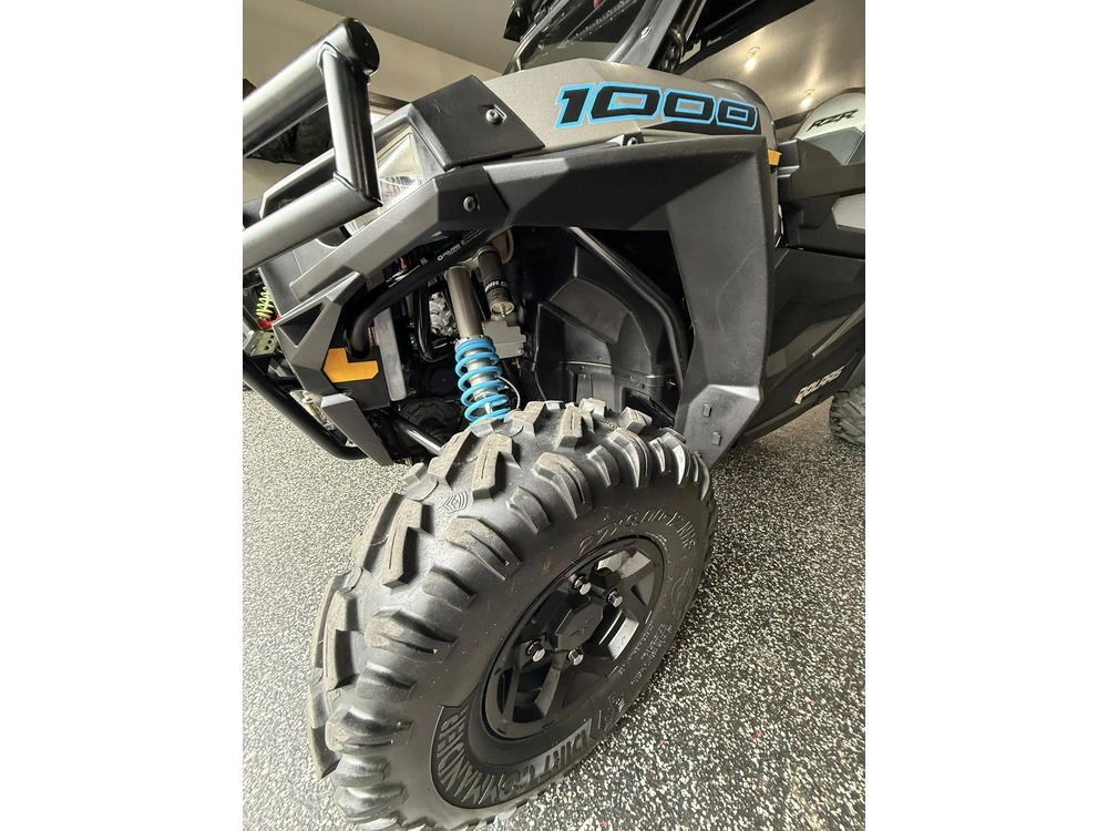 2020 Polaris Rzr 1000s alt