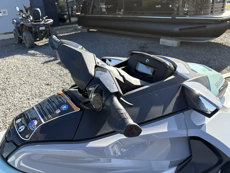 2025 Sea-Doo SEA DOO gtx pro 130 wow !!!! financement disponible.