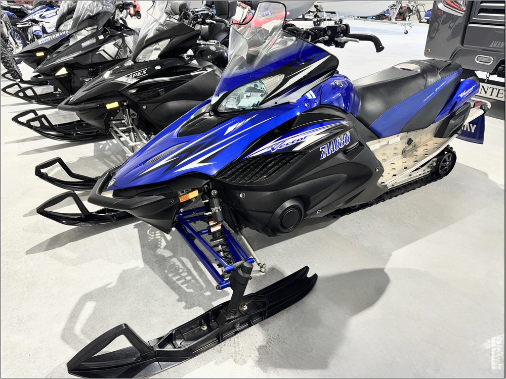 2010 Yamaha Vector Ltx G alt