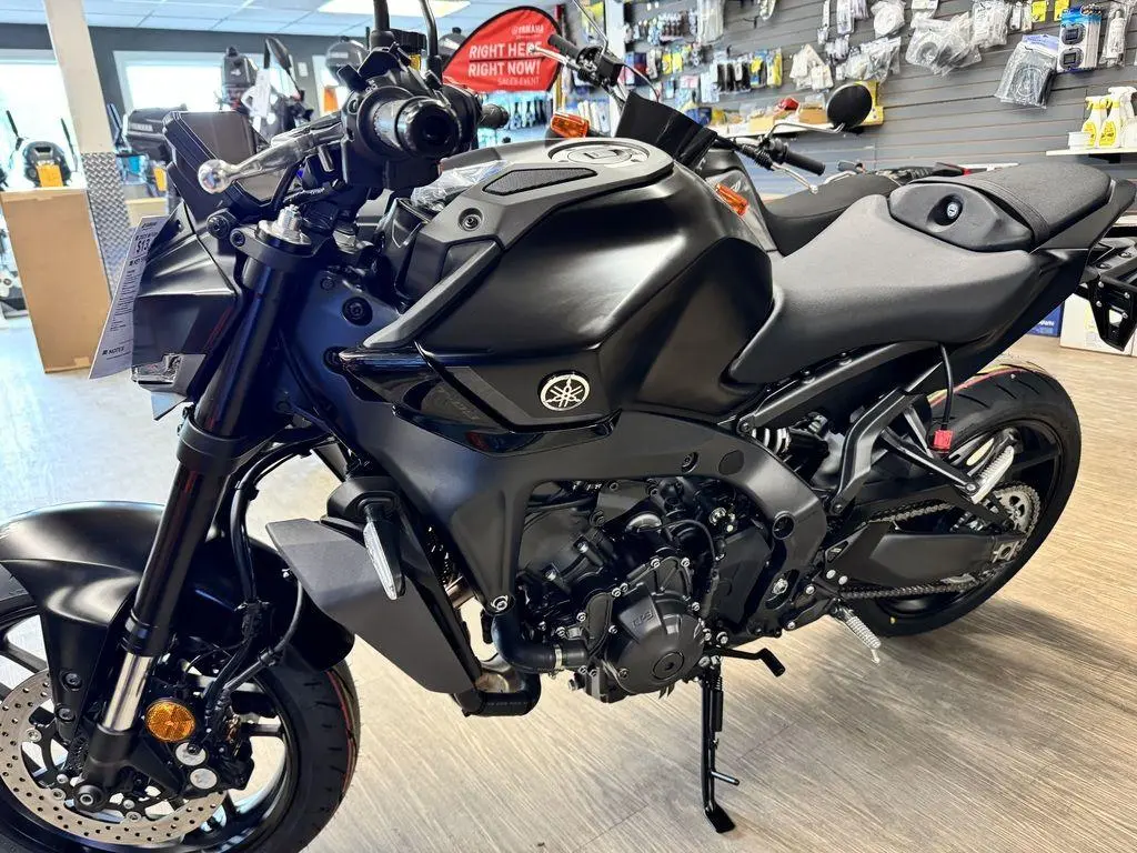 2025 Yamaha MT-09 