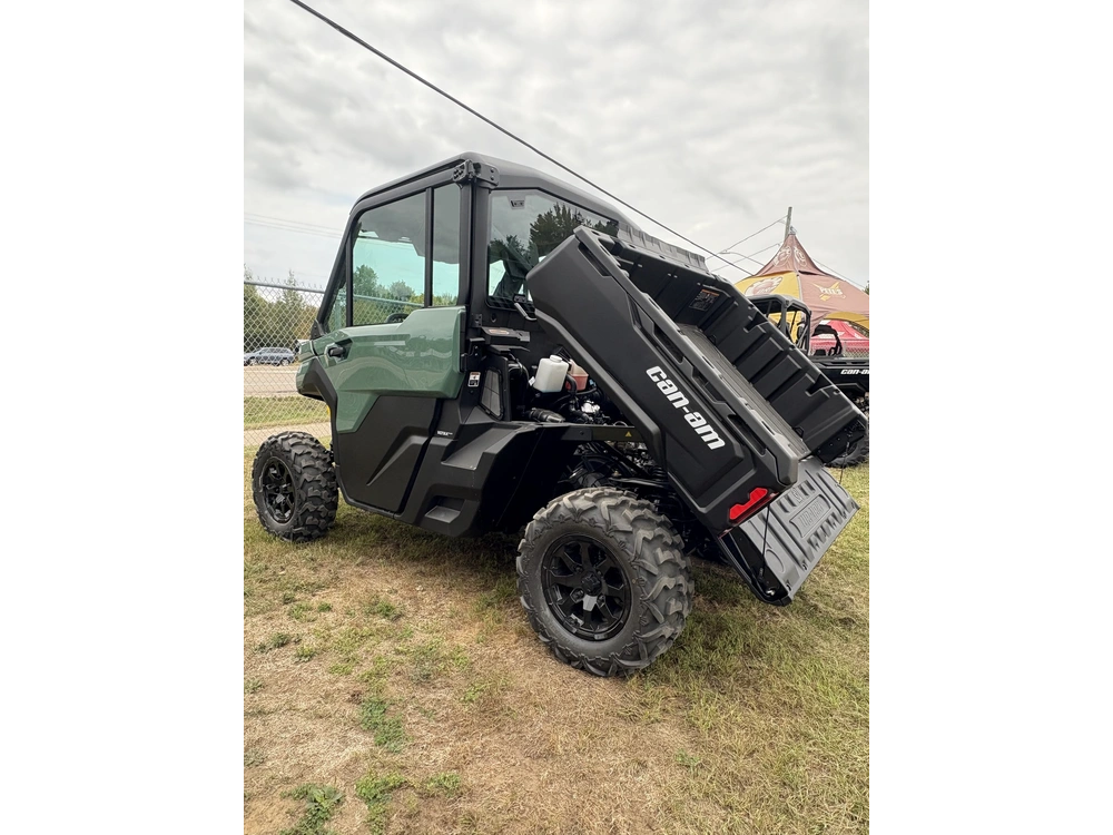 2026 Can-am Def Dpscab 65 Hd9 alt