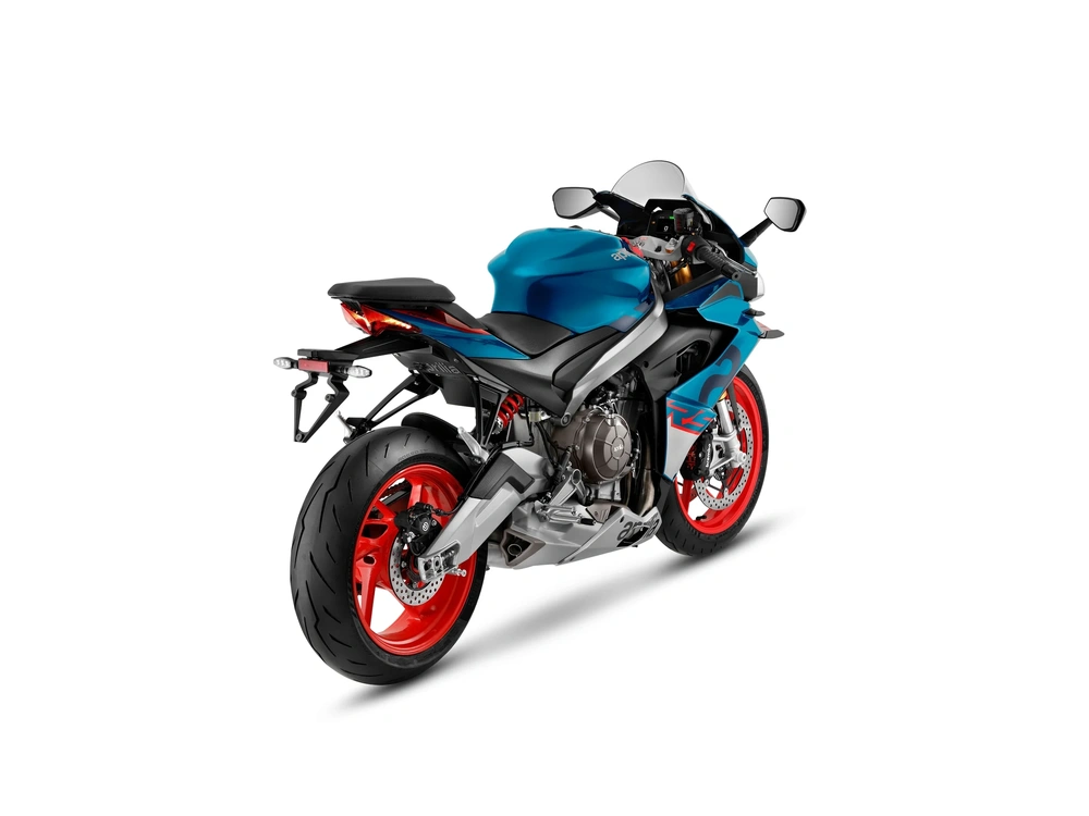 2026 Aprilia Rs 660 alt