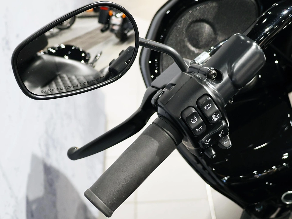 Harley-davidson Road Glide Special Fltrxs 2023 alt