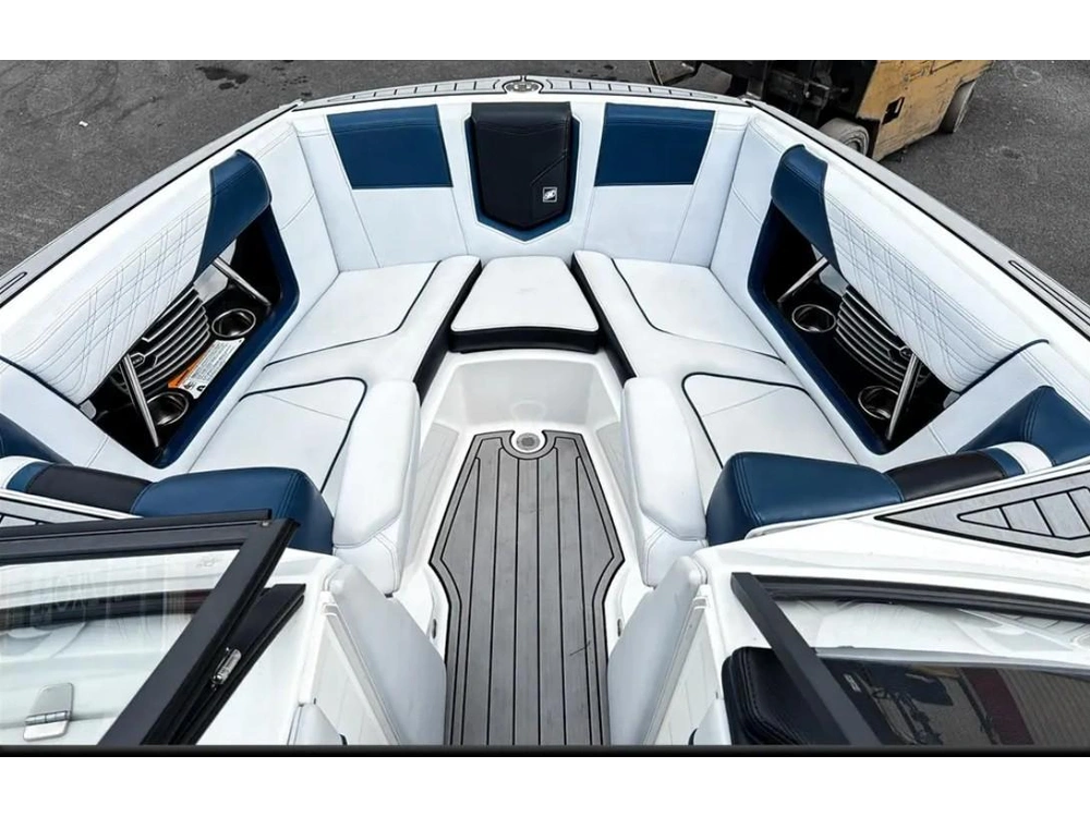 2018 Super Air Nautique G21 alt