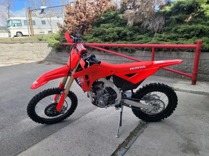 2025 Honda CRF250RX thumbnail 3