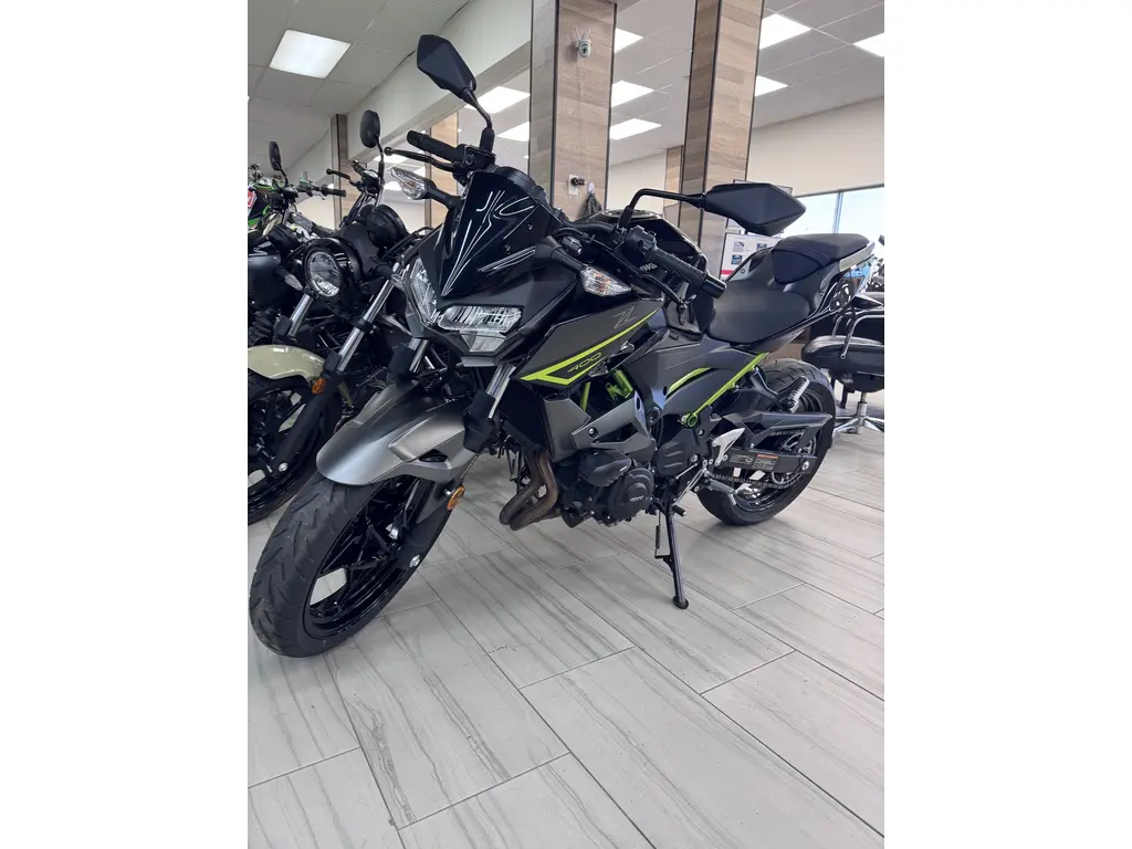 2023 Kawasaki Z400