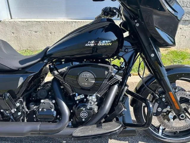 Harley-Davidson FLHX STREET GLIDEFLHX 2024