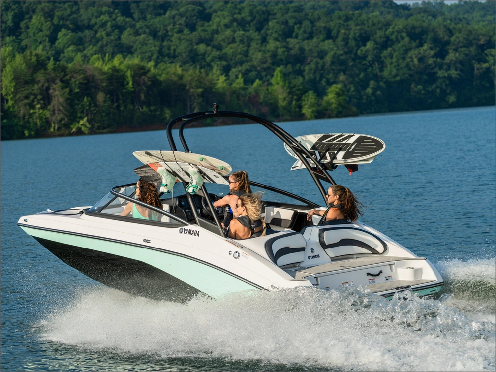 2026 Yamaha Ar195 alt